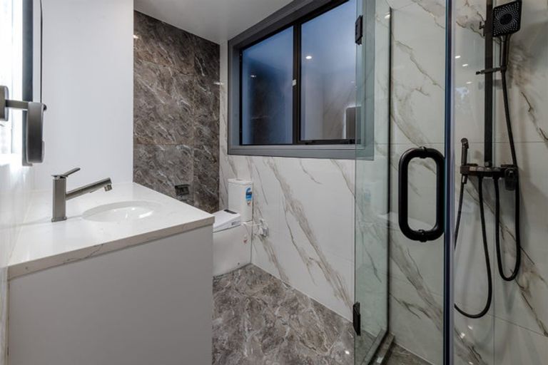 Photo of property in 14 Greenstead Close, Flat Bush, 2019