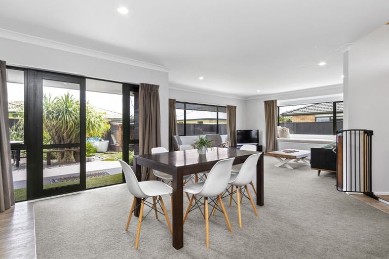 Photo of property in 5 Guildford Place, Rototuna North, Hamilton, 3210