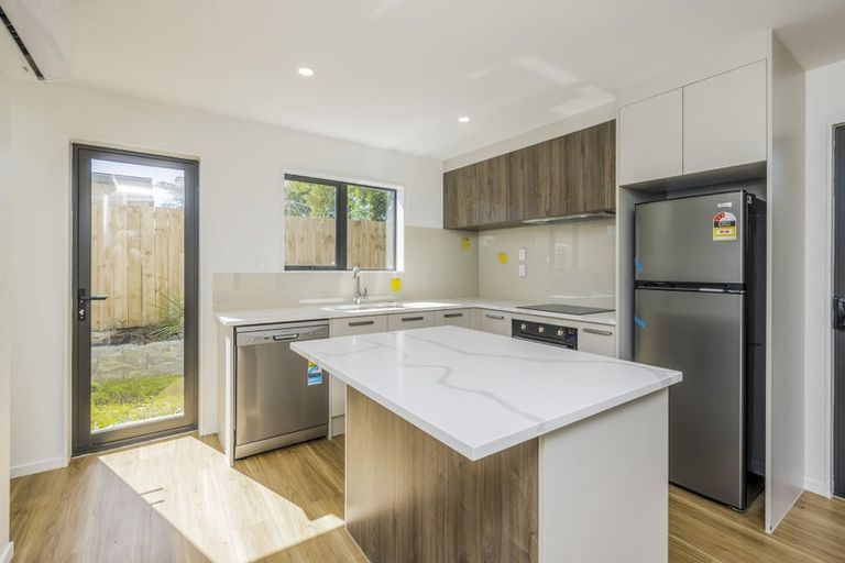 Photo of property in 8d Jupiter Street, Rosehill, Papakura, 2113