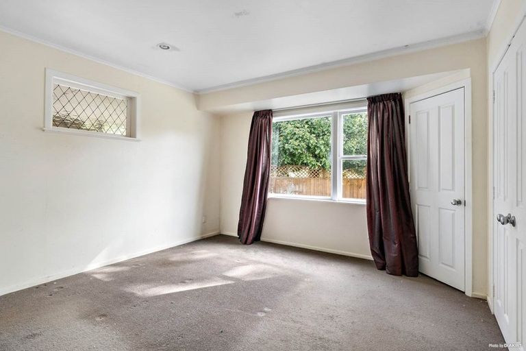 Photo of property in 23 O'halloran Road, Howick, Auckland, 2014