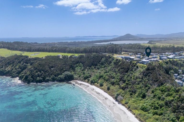 Photo of property in 61 Motutara Drive, Karikari Peninsula, 0483