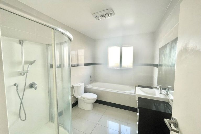 Photo of property in 7 Dromoland Drive, Flat Bush, Auckland, 2019