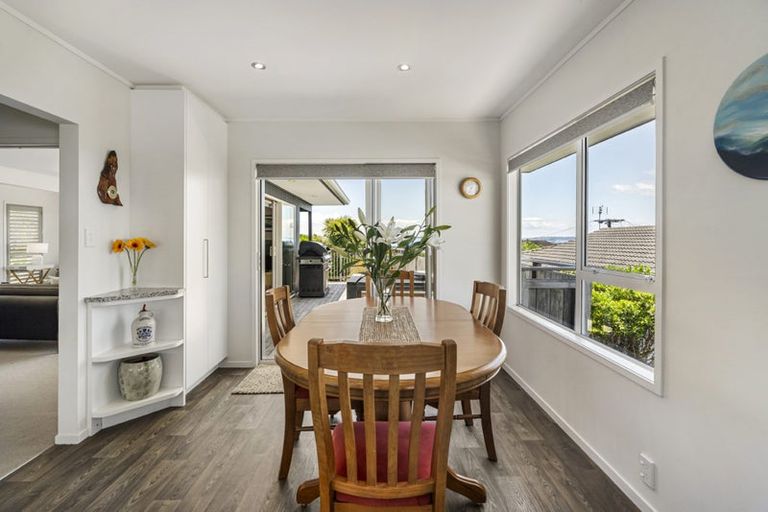 Photo of property in 22 Summit Drive, Torbay, Auckland, 0630