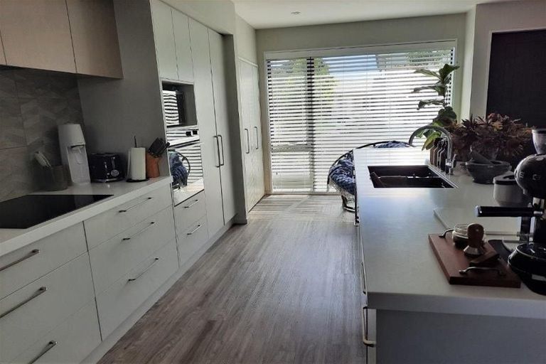 Photo of property in 4 Dave Jamieson Lane, Hillmorton, Christchurch, 8024