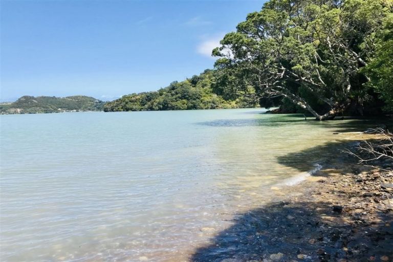 Photo of property in 515 Wyuna Bay Road, Wyuna Bay, Coromandel, 3581