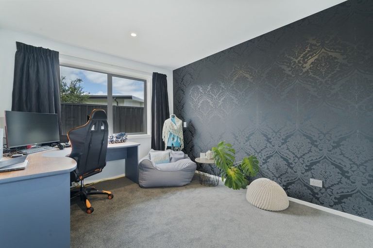 Photo of property in 14 Magnetic Place, Cromwell, 9310