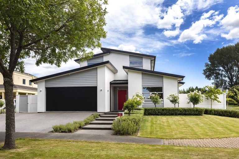 Photo of property in 2 Matisse Place, Burnside, Christchurch, 8053