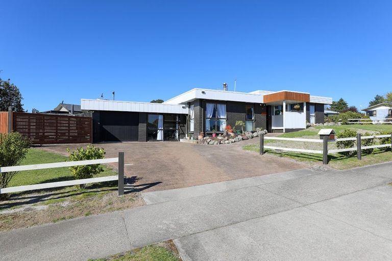 Photo of property in 30 Frederick Street, Two Mile Bay, Taupo, 3330