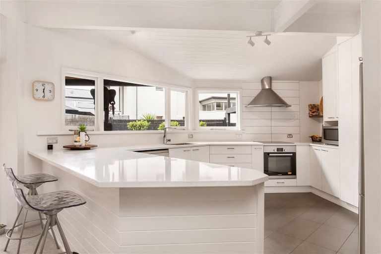 Photo of property in 58 Weka Street, Fendalton, Christchurch, 8041