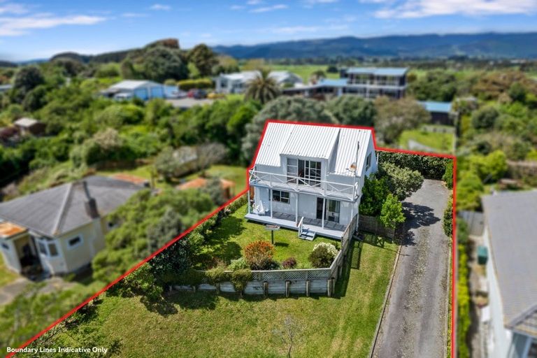 Photo of property in 54 Ngaio Street, Otaki Beach, Otaki, 5512