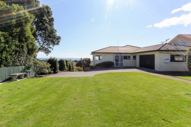 Photo of property in 16d Burns Street, Westown, New Plymouth, 4310