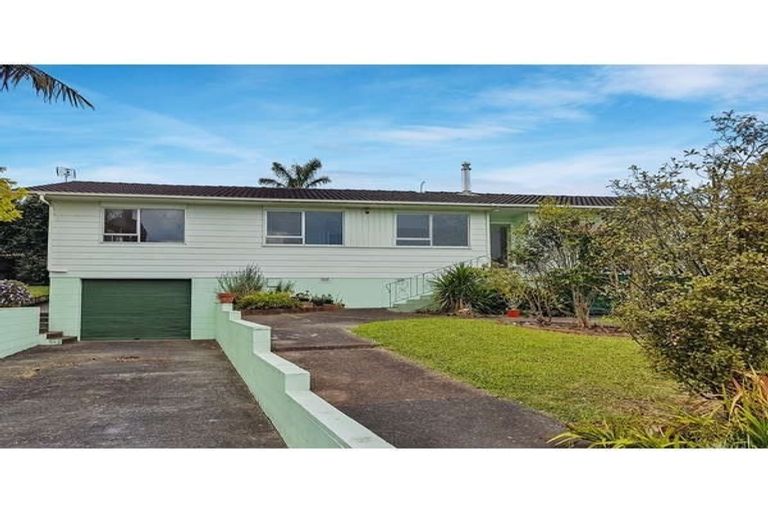 Photo of property in 35 Mack Place, Red Hill, Papakura, 2110