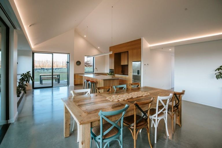 Photo of property in 10 Little Orchard Way, Wanaka, 9382