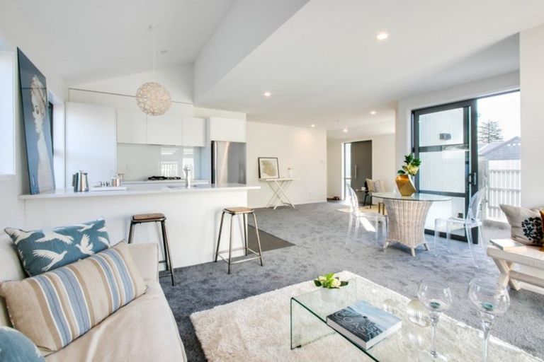 Photo of property in 9 Macaulay Street, Ahuriri, Napier, 4110