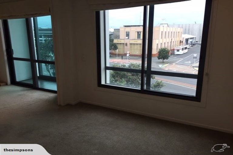 Photo of property in The Docks Apartments, 230/6 Dockside Lane, Auckland Central, Auckland, 1010