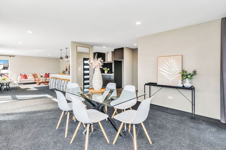 Photo of property in 31 Longcot Drive, Rolleston, 7615