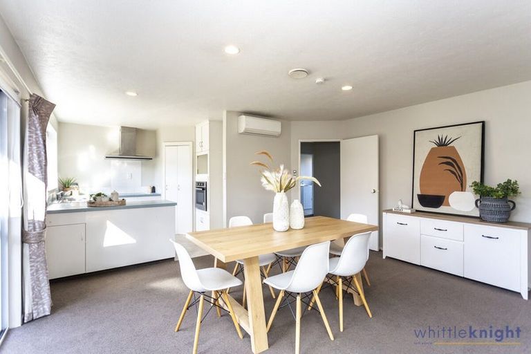 Photo of property in 8 Innisfree Place, Northwood, Christchurch, 8051