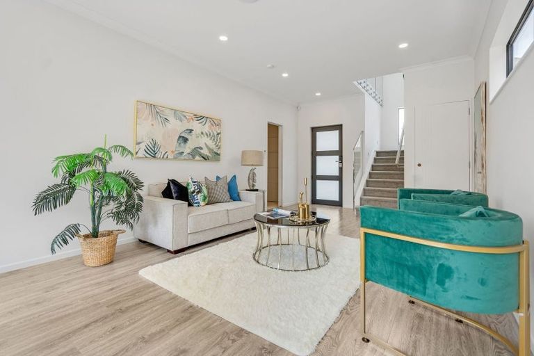 Photo of property in 61a Hillcrest Road, Papatoetoe, Auckland, 2025