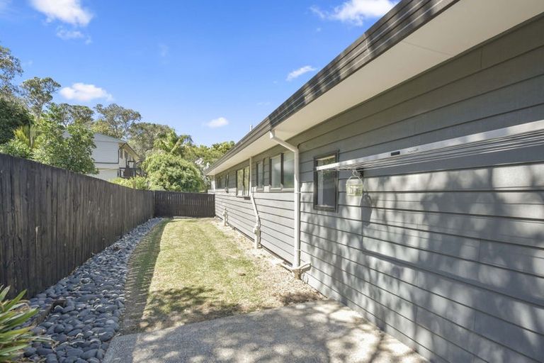 Photo of property in 96 Brian Crescent, Stanmore Bay, Whangaparaoa, 0932