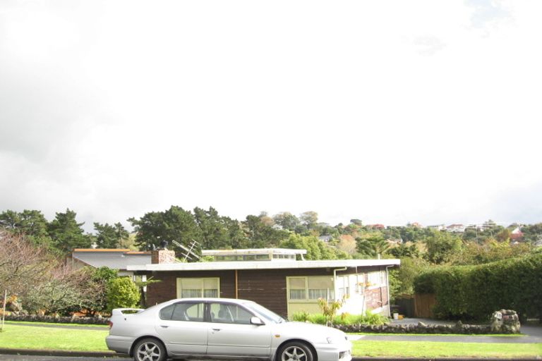 Photo of property in 38 Cheriton Road, Mellons Bay, Auckland, 2014