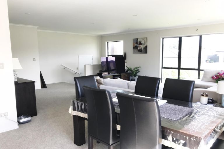 Photo of property in 18 Hillpark Drive, Pokeno, 2402