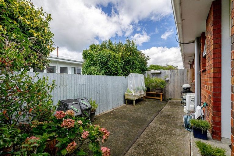 Photo of property in 4 Kiwi Court, Roslyn, Palmerston North, 4414