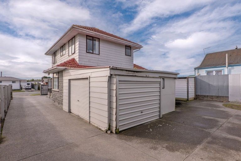 Photo of property in 21 Walcot Street, Bromley, Christchurch, 8062