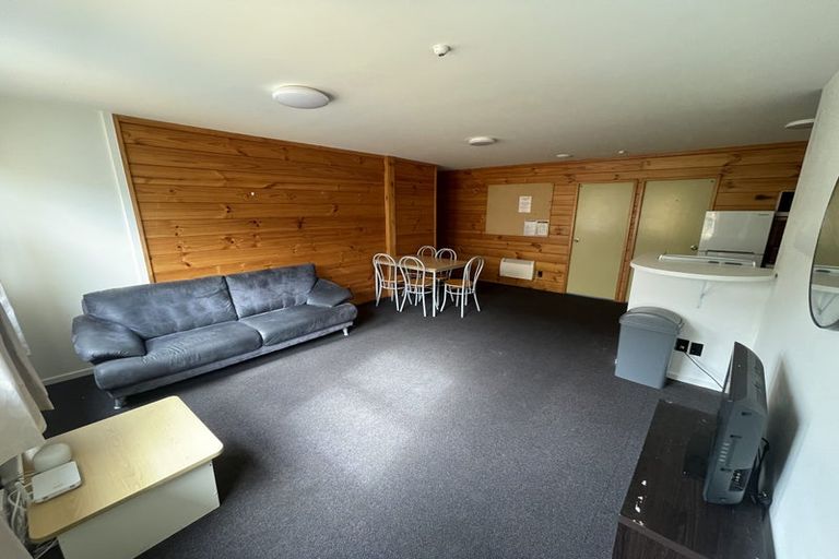 Photo of property in Drummond Street Flats, 5/19 Drummond Street, Mount Cook, Wellington, 6021