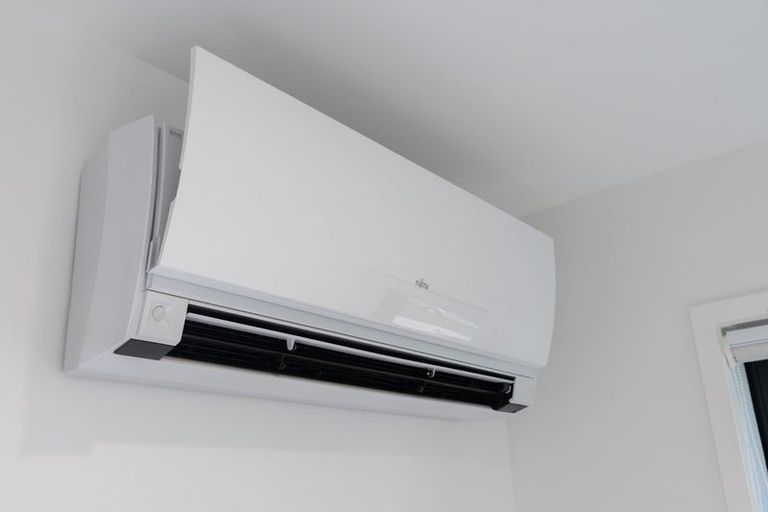 Photo of property in 4/183 Cambridge Terrace, Fairfield, Lower Hutt, 5011