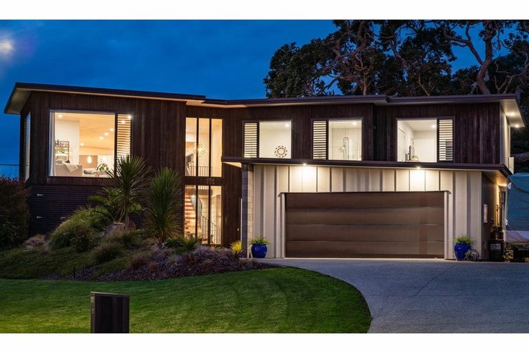 Photo of property in 140 Estuary Drive, Mangawhai Heads, Mangawhai, 0505