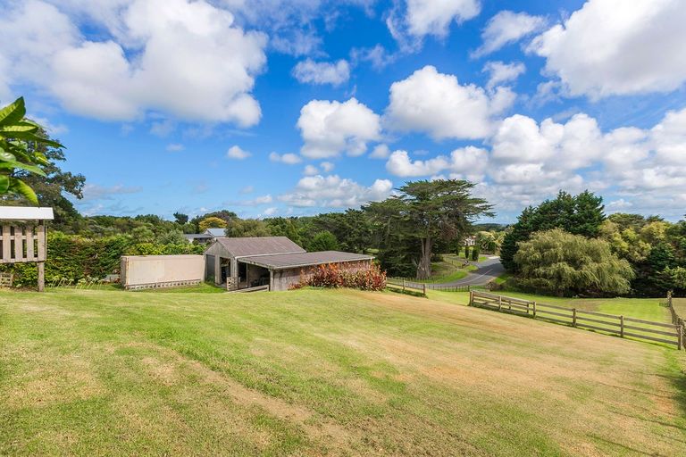 Photo of property in 118 Colombo Road, Waiuku, 2123