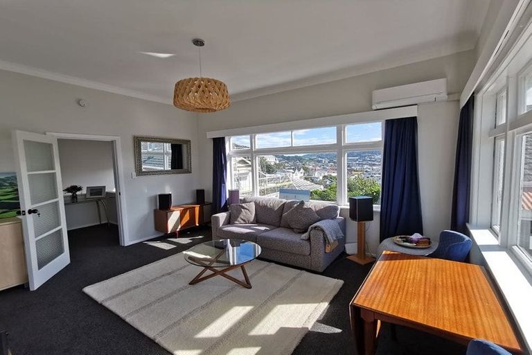 Photo of property in 1/57 Hawker Street, Mount Victoria, Wellington, 6011