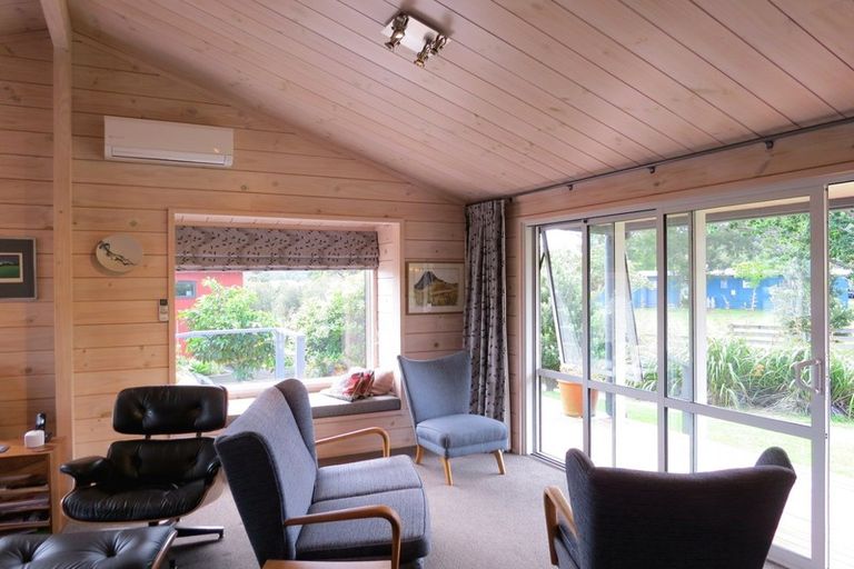 Photo of property in 62 Mary-ellen Place, Coromandel, 3506