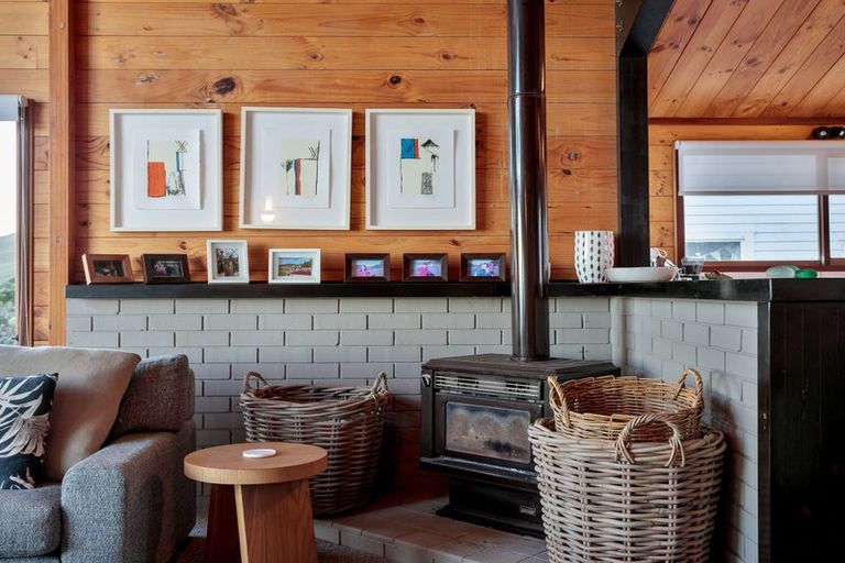 Photo of property in 6 Makorori Beach Road, Makorori, Gisborne, 4073