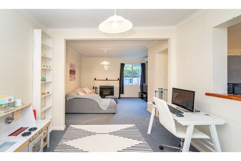 Photo of property in 51 Manapouri Street, Ravensbourne, Dunedin, 9022