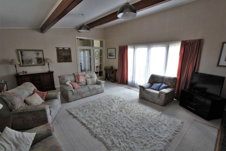 Photo of property in 16 Tay Street, Tokoroa, 3420