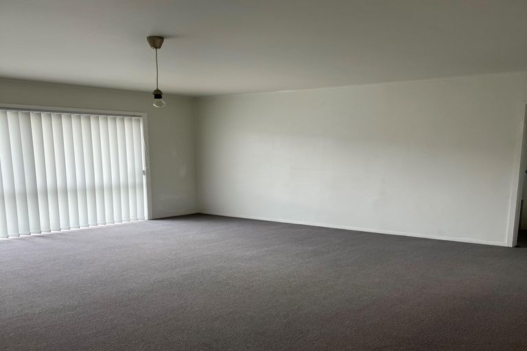 Photo of property in 2/22 Idlewild Avenue, Mangere, Auckland, 2022