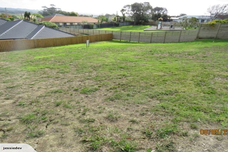 Photo of property in 11 St Julia Court, Helensville, 0800