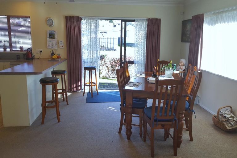 Photo of property in 2 Rata Avenue, Huntly, 3700