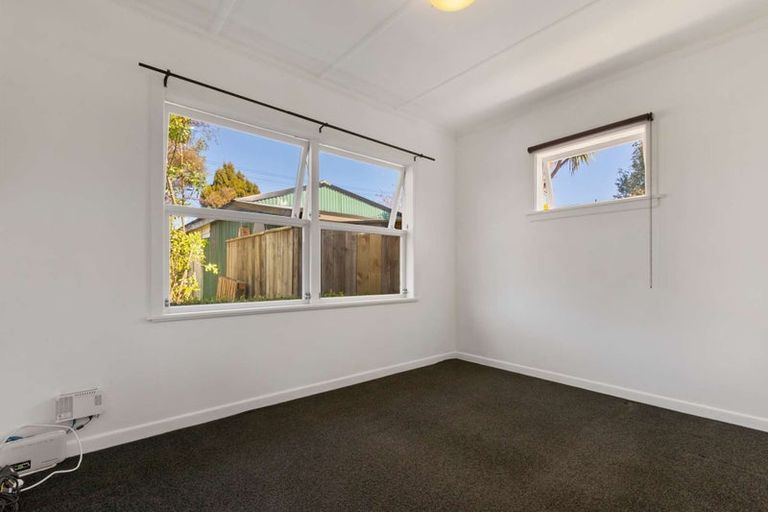 Photo of property in 14 Glenfield Road, Owhata, Rotorua, 3010