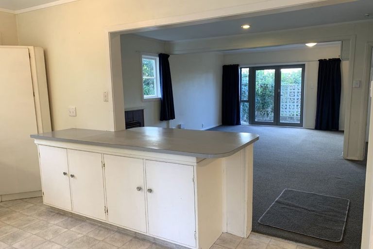 Photo of property in 8a Gavin Road, Raumati Beach, Paraparaumu, 5032