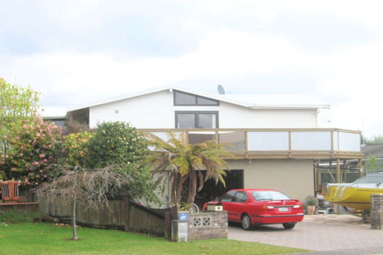 Photo of property in 27 Petrie Street, Pomare, Rotorua, 3015