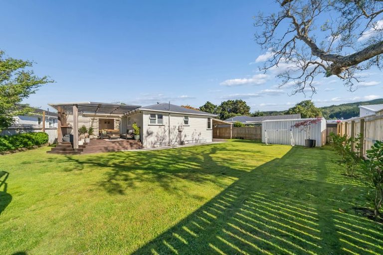 Photo of property in 8 Tui Grove, Elderslea, Upper Hutt, 5018