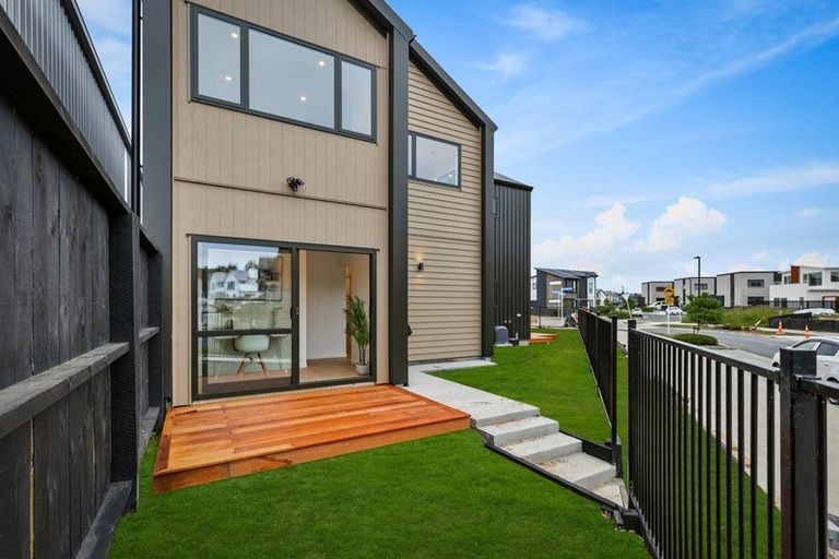 Photo of property in 39 Bristol Freighter Road, Hobsonville, Auckland, 0616