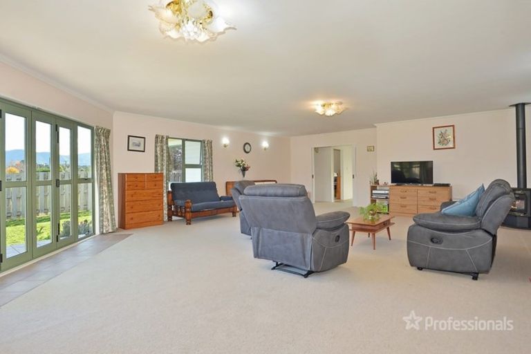 Photo of property in 225 Belvedere Road, Carterton, 5713