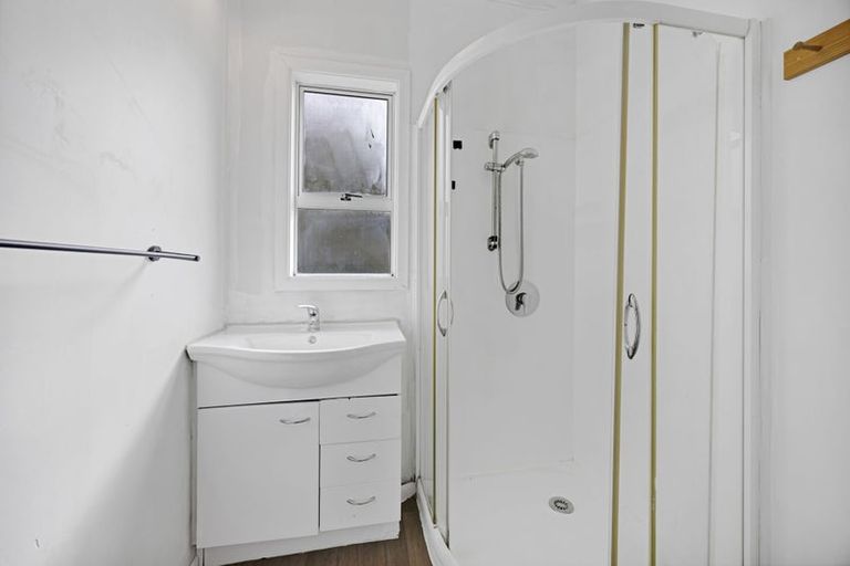 Photo of property in 20 Riemenschneider Street, Manaia, 4612