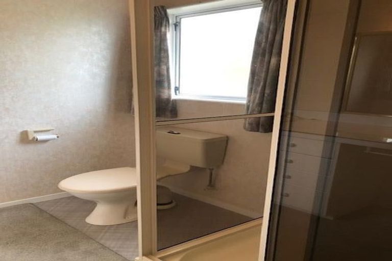 Photo of property in 1/36 Nihill Crescent, Mission Bay, Auckland, 1071