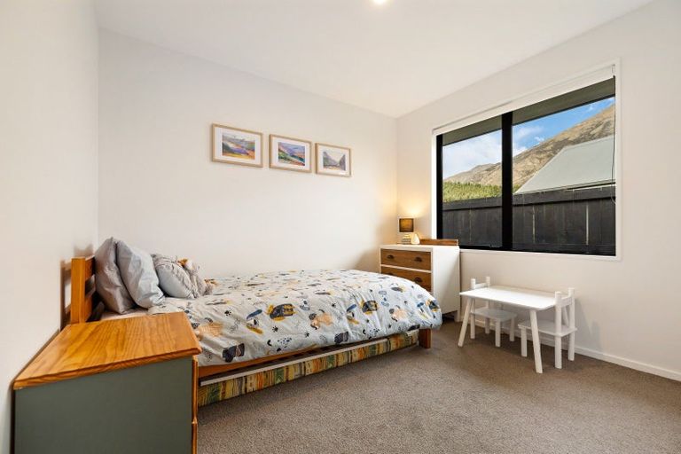 Photo of property in 11 Myles Way, Lower Shotover, Queenstown, 9304