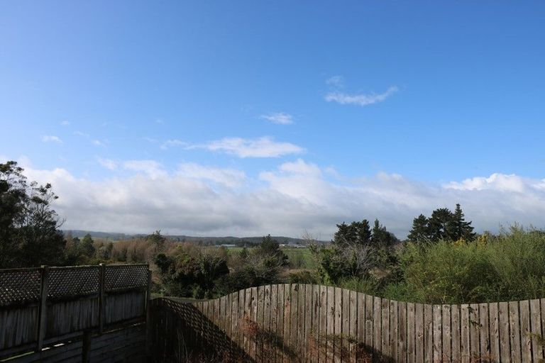 Photo of property in 25 Neal Street, Putaruru, 3411