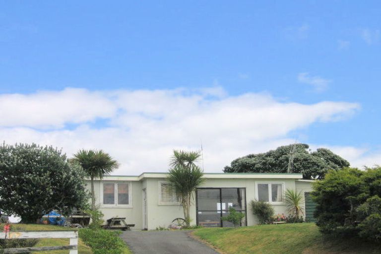 Photo of property in 134 Seaforth Road, Waihi Beach, 3611